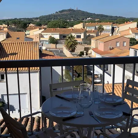 593 4 Pers Port Soleil Vue Piscine