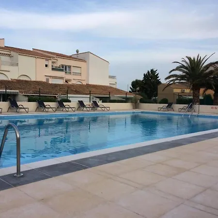 593 4 Pers Port Soleil Vue Piscine * Agde